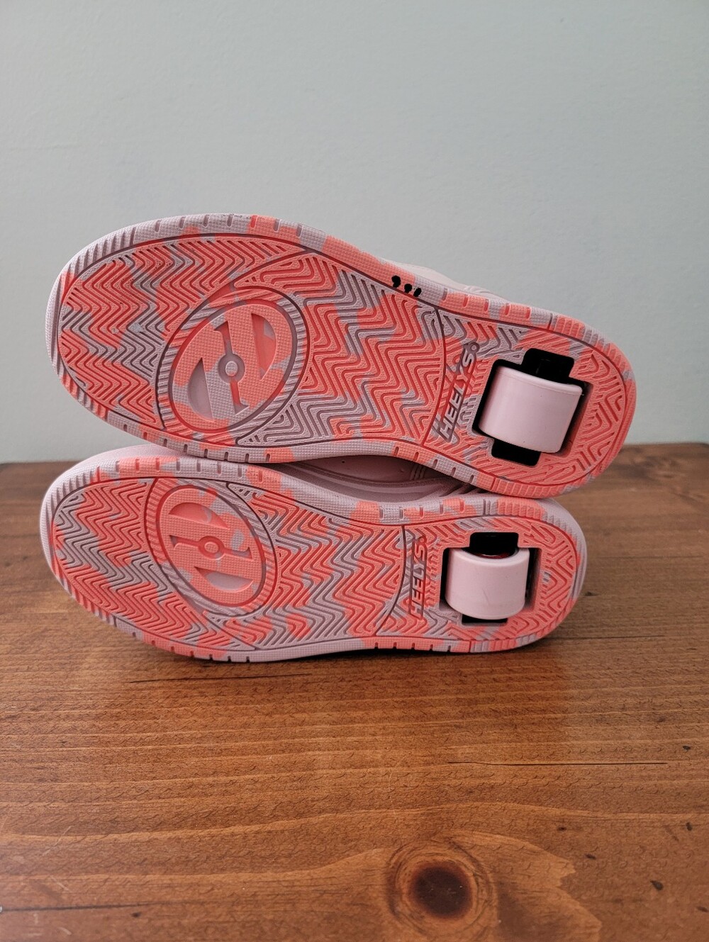 Heelys Kama All Pink Skate Shoes Youth Girls Size 3 - Picture 9 of 14